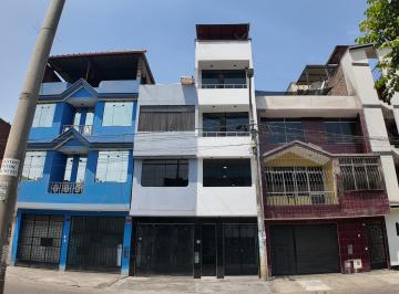 Casa de 9 habitaciones, Lima · En Venta Casa de 4 Pisos en El Agustino a $160k - Precio Ocasion