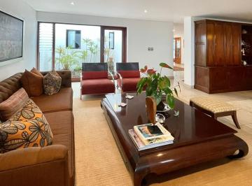 Casa de 3 habitaciones, Lima · Vendo Casa en Aurora Miraflores Calle Genaro Castro Iglesias en 1er Piso