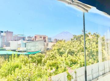 Departamento de 3 habitaciones, Arequipa · Departamento de 110 m² con 3 Recámaras en Alquiler en Cayma