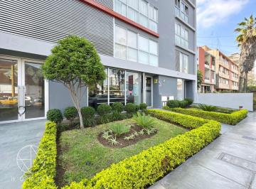 Local comercial · 79m² · Local en Lince