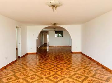 Departamento de 4 habitaciones, Lima · Alquilo Amplio Dpto en 2do Piso de 250 m² Y4 Dorm. en Las Brisas de Villa