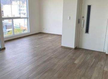 Departamento de 3 habitaciones, Lima · Confortable Departamento Surco