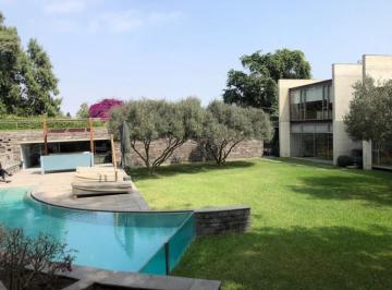 Casa · 800m² · 5 Dormitorios · 11 Estacionamientos · Vendo Hermosa Casa en Calle El Cascajal N°4, Urb Casuarinas, Surco