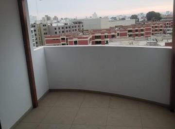 Departamento · 200m² · 4 Dormitorios · 1 Estacionamiento · Vendo Lindo Dpto Duplex Calle Fray Angelico 4 San Borja (Frente Al Centro Naval)