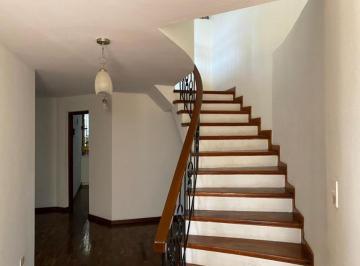 Casa · 310m² · 4 Dormitorios · 2 Estacionamientos · Vendo Hermosa Casa en Calle Jirón Alexander Fleming 1, San Borja