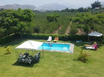 Casa · 15000m² · 4 Dormitorios · 3 Estacionamientos · Vendo Hermosa Casa de Campo en Calle Valle Mala, 25 Kms Camino Calango, Mala