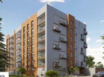 Departamento · 170m² · 4 Dormitorios · 2 Estacionamientos · Vendo Lindo Dpto. en Calle Pinos del Valle 2, Urb. Higuereta, Surco