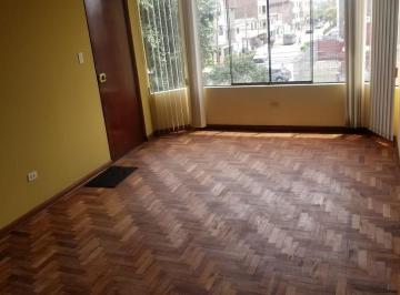 Departamento · 186m² · 3 Dormitorios · Vendo Lindo Departamento en Av Alejandro Bertello 5, Cercado de Lima
