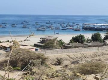 Casa · 370m² · 18 Estacionamientos · Vendo Lindo Hotel en Playa Los Órganos, Urb Punta Veleros, Piura