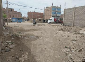 Terreno / Lote , Chiclayo · Venta de Terreno Amplio en Av Zarumilla de Chiclayo