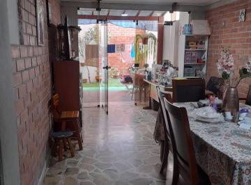 Casa de 4 habitaciones, Lima · Vendo Casa con 3 Dptos Iindependientes Higuereta Surco