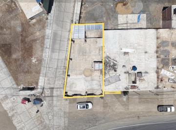 Local comercial de 12 habitaciones, Lambayeque · Edificio Comercial Completo