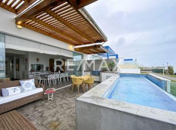 Casa · 225m² · 6 Dormitorios · 2 Estacionamientos · ¡Venta de Espectacular Casa de Playa en Las Arenas C - 04 (Tercera Fila) – Asia!