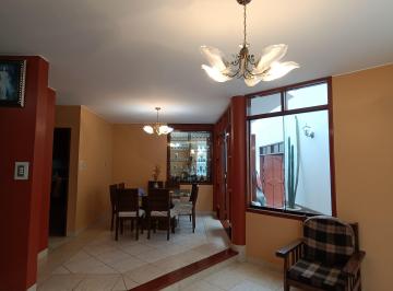 Casa de 5 habitaciones, Trujillo · Venta Casa, Urb. San José de California
