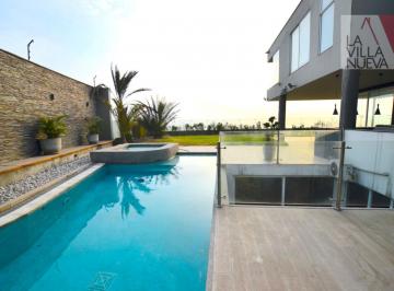 Casa de 5 habitaciones, Lima · Las Casuarinas, Casa de 2 Plantas con 5 Dorm. y Piscina