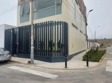 Casa de 3 habitaciones, Lima · Ocasion Venta de Casa o Taller Amoblada de 3 Pisos o Lurin