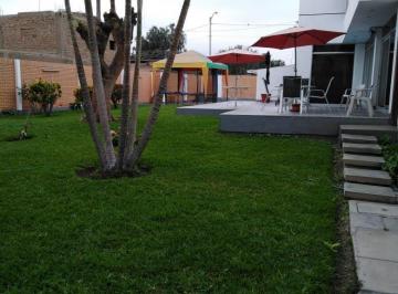 Terreno / Lote de 3 habitaciones, Trujillo · Casa Como Terreno en Esquina de 1,177.84 m² – Trujillo, La Libertad
