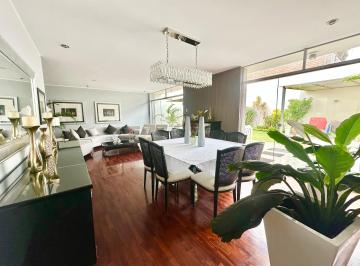 Casa de 8 habitaciones, Lima · Hermosa Casa Frente a Parque