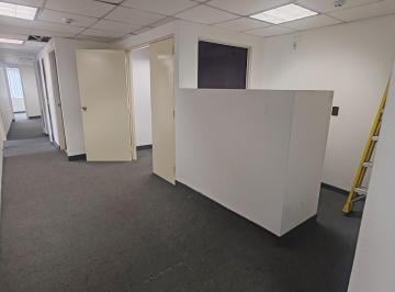 Oficina comercial , Lima · Oficina en Edificio Empresarial 194 m², un Estacionamiento