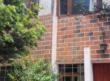 Casa de 12 habitaciones, Cusco · Exclusiva Propiedad con 6 Chalets – Ubicación Estratégica y Alto Potencial de Inversión