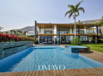 Casa · 1450m² · 7 Dormitorios · 9 Estacionamientos · Tu Palacio Privado en Cerro San Francisco: Arquitectura Vanguardista y Vistas Inolvidables