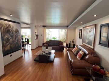 Casa de 10 habitaciones, Lima · Casa en Venta San Borja