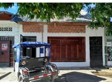 Casa de 3 habitaciones, Maynas · Ross Precio Negociable de Casa Amplia con Potencial Doble Ingreso