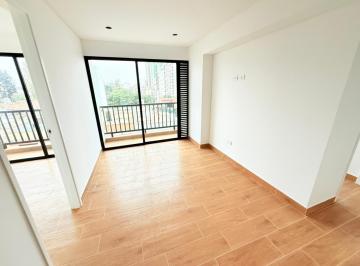 Departamento · 60m² · 2 Dormitorios · Alquilo Moderno Departamento con Balcón Vista a Parque