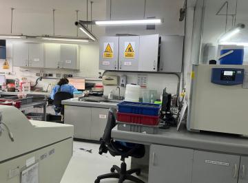 Local comercial , Lima · Alquiler de Edificio en Av – Ideal Para Centro Médico U Oficinas