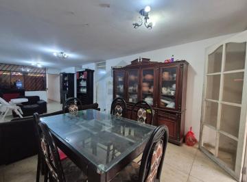 Casa de 13 habitaciones, Chiclayo · Venta de Casa en Urbanización Patazca de Chiclayo