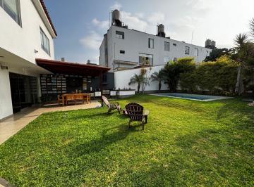 Casa de 5 habitaciones, Lima · Se Vende Casa Remodelada con Piscina en Santa Teresa