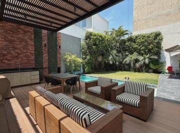 Casa · 487m² · 4 Dormitorios · 4 Estacionamientos · Casa en Venta o Alquiler en San Isidro - Parque Acosta