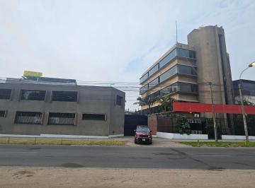 Nave industrial de 30 habitaciones, Lima · Mejora La Eficiencia de Tu Empresa con El Alquiler de Local Industrial en Ate