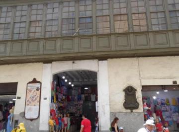 Local comercial · 640m² · Excelente Casona Comercial Especial Para Ventas Entre Otros