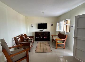 Casa · 160m² · 2 Estacionamientos · Vendo Hermosa Casa de Playa Frente Al Mar 6 Dormit. Balneario de Puemape - Pacasmayo.