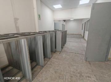 Local comercial de 11 habitaciones, Lima · Inmejorable Ubicacion Zona de Alto Transito Peatonal y Vehicular! C. G