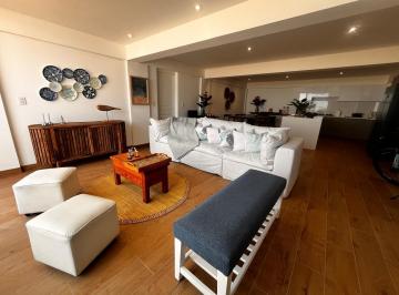 Departamento de 5 habitaciones, Lima · Alquiler Temporal de Hermosa Casa de Playa con Vista Al Mar