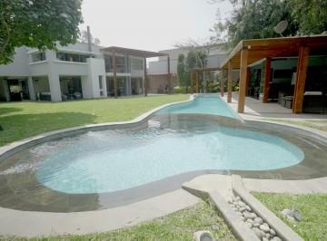 Casa de 4 habitaciones, Lima · Linda Casa en La Molina