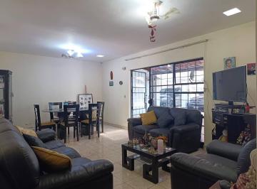 Casa de 3 habitaciones, Lima · Venta de Casa en Urb. Santa María, Chosica
