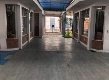 Casa , Lima · Vendo Amplia Casa en Urb. Chama Ovalo Higuereta
