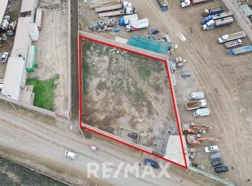 Nave industrial · 120m² · 3 Dormitorios · Venta de Terreno Funcional en Lurín con Edificación – Ubicación Estratégica y Documentación en Regla
