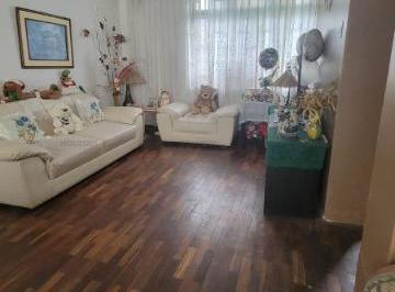 Casa · 200m² · 4 Dormitorios · 2 Estacionamientos · Casa en Venta en Callao