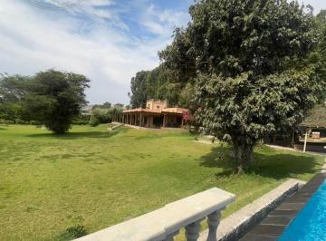 Casa · 350m² · 4 Dormitorios · 99 Estacionamientos · Venta de Casa de Campo y Playa con At: 10.000 m² a 5 Min del Intercambio Vial de Asia