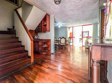 Casa de 6 habitaciones, Lima · Ocasión Casa de 3 Pisos 6 Dorm. 3 Baños 3 Cocheras Us$259,000 Dólares