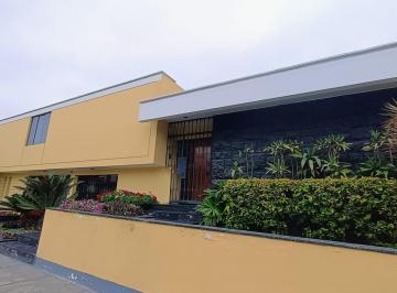 Casa de 3 habitaciones, Lima · Casa de 2 Pisos en Zona Residencial de Miraflores