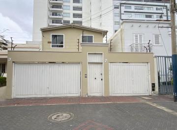 Casa de 3 habitaciones, Lima · Venta de Casa a Pocas Cuadras del Golf de San Isidro
