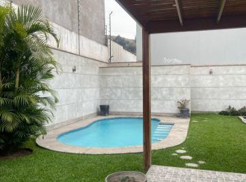 Casa de 5 habitaciones, Lima · La Planicie Bella Casa en Venta Dentro de Condominio