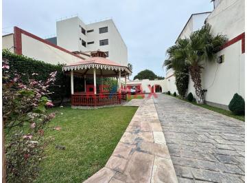 Casa de 5 habitaciones, Callao · ! Vendo Linda Casa en La Punta con Dos Frente y Una Hermosa Vista!