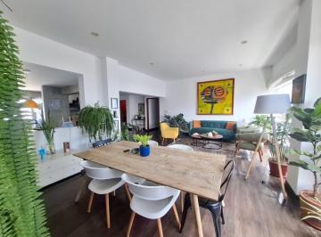 Departamento · 250m² · 5 Dormitorios · 2 Estacionamientos · Venta de Exclusivo Penthouse en La Mejor Zona de San Isidro