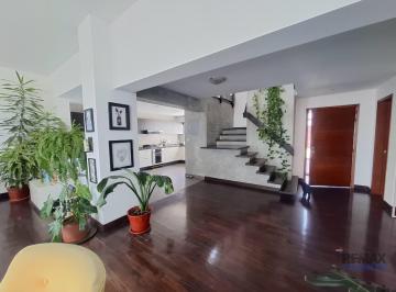 Departamento · 250m² · 5 Dormitorios · 2 Estacionamientos · Venta de Exclusivo Penthouse en La Mejor Zona de San Isidro